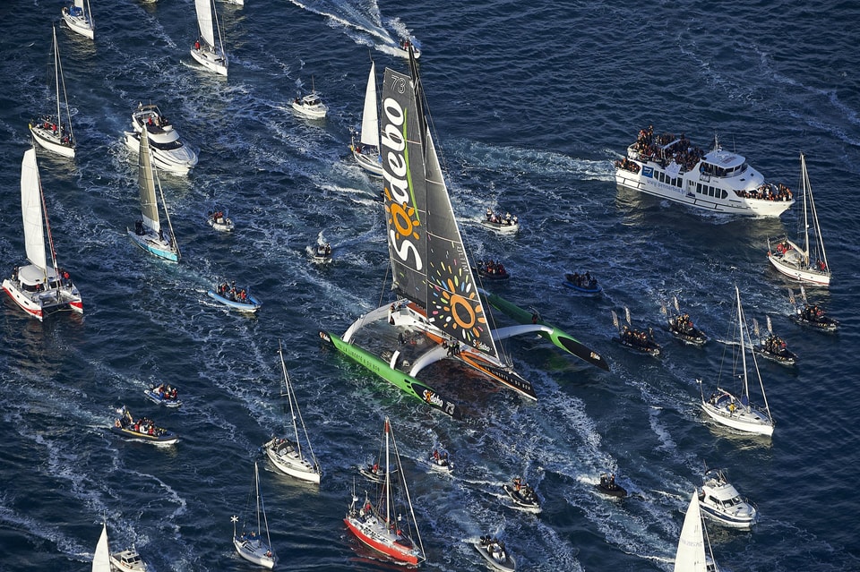 solo around the world sailboat race