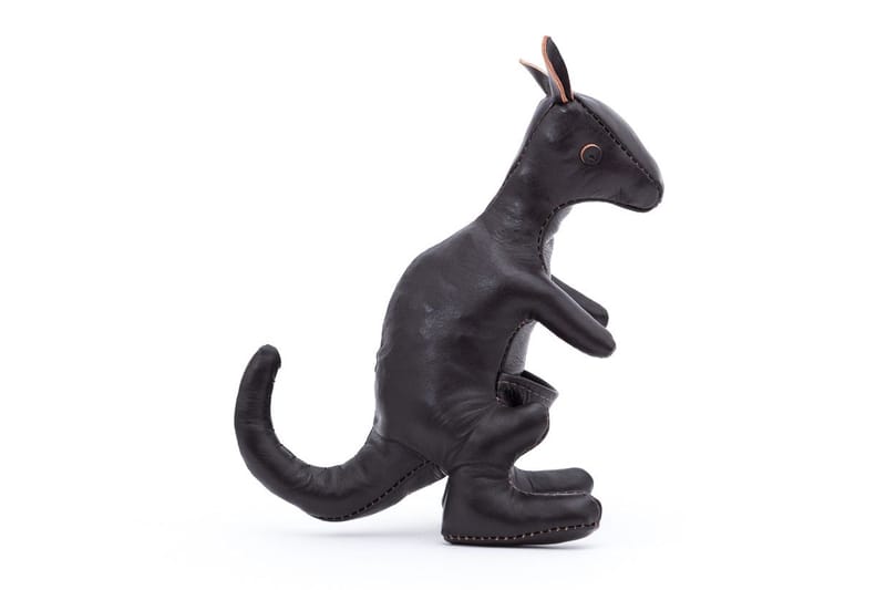 ザリアルマッコイズ HANDCRAFTED HORSEHIDE ANIMALS HANDCRAFTED HORSEHIDE ANIMALS - HIPPO – The Real McCoy's