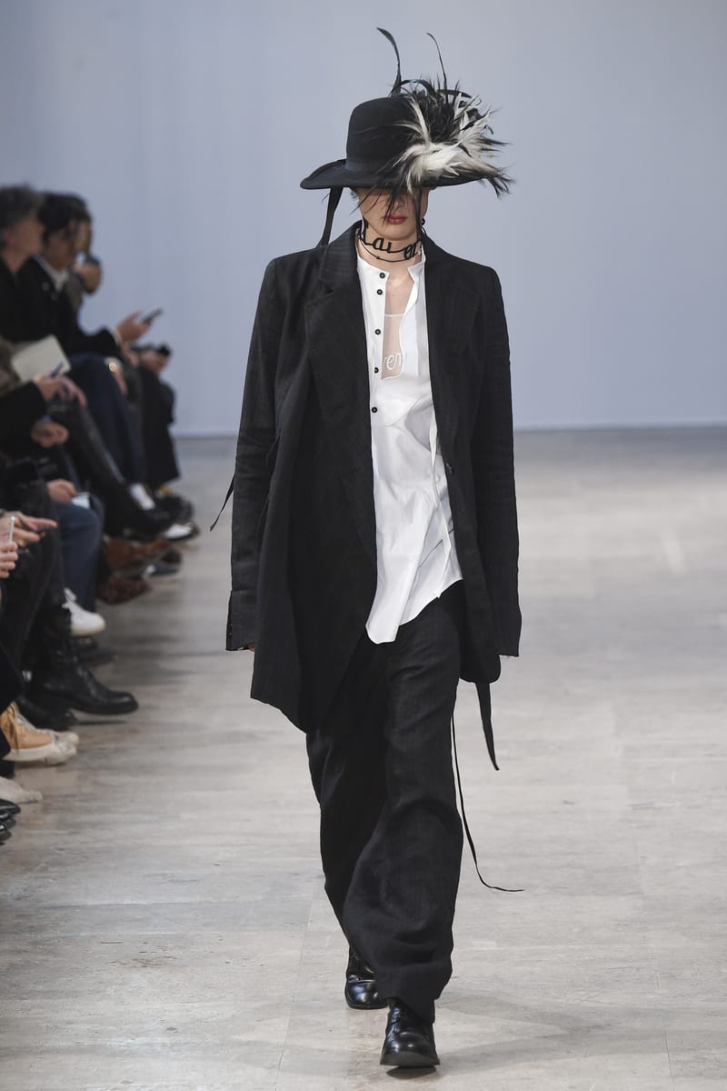 Ann Demeulemeester 2017 fall/winter Collection Paris Fashion Week