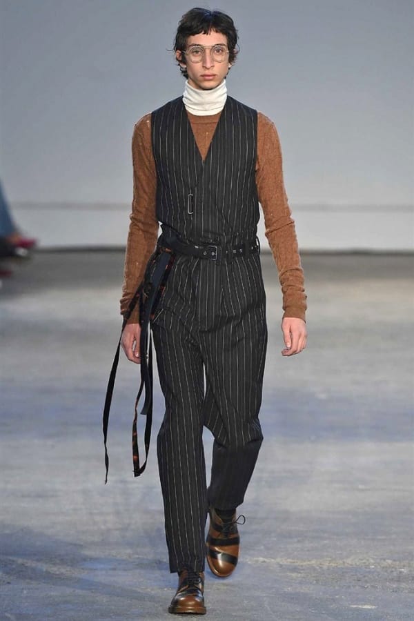 DAMIR DOMA 変形パンツ - メルカリ