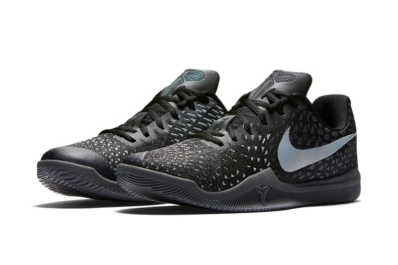 Kobe bryant hotsell shoes 2017