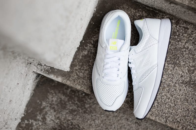 New balance 420 store classic white