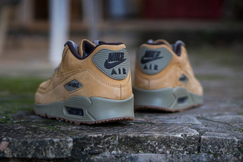 Nike Releases the Air Max 90 Winter Premium In Light Bronze