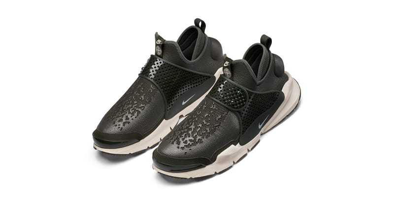 Nike sock dart sale mid stone island black