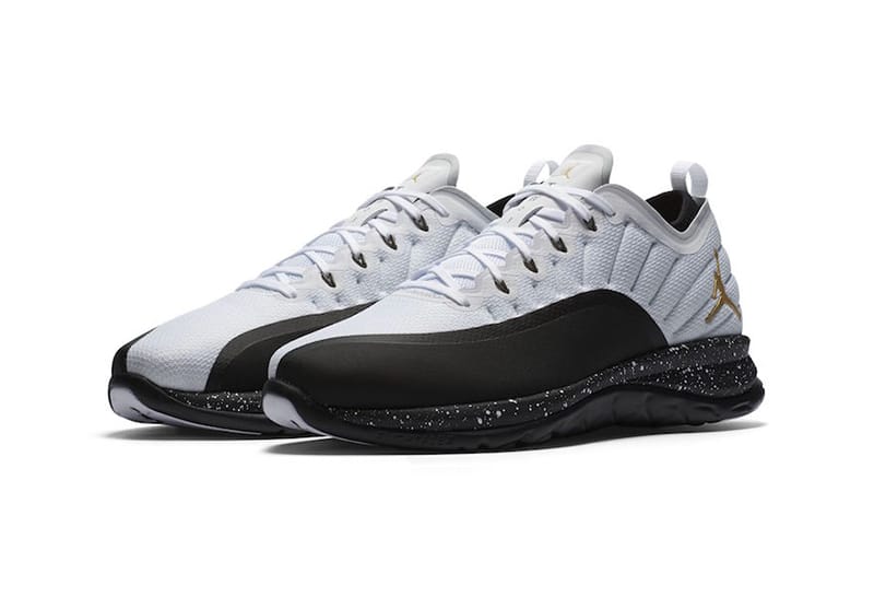 Jordan trainer prime store white