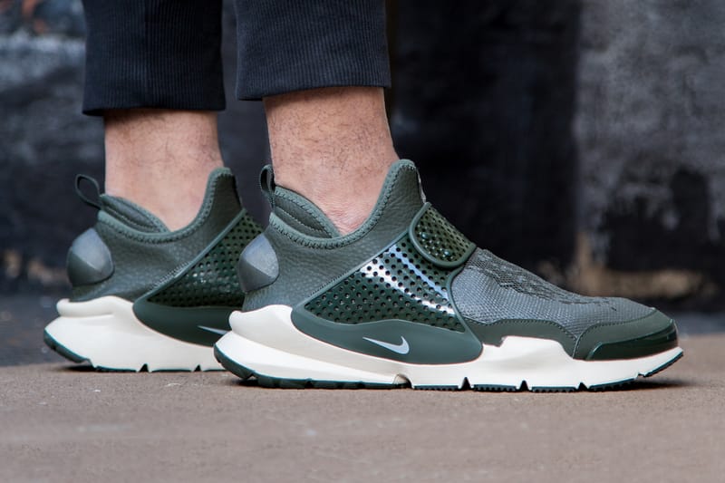 An #OnFeet Look at the Stone Island x NikeLab Sock Dart Mid ...