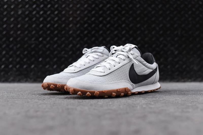 Nike waffle shop racer 3