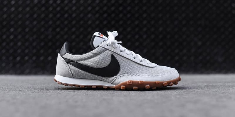 Nike waffle 2025 racer white