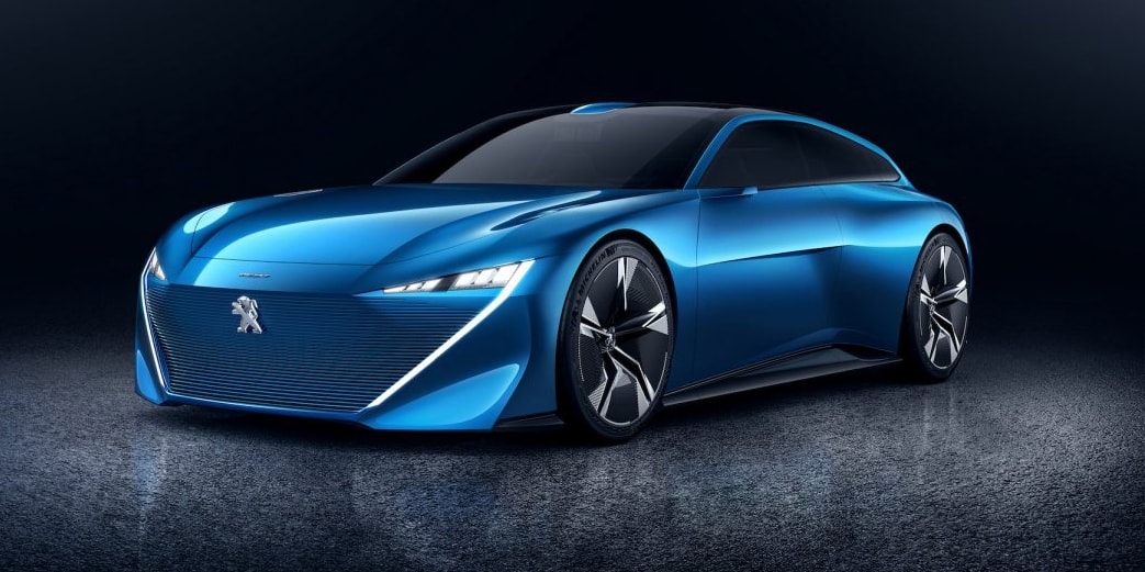 Концепт Peugeot Instinct — автономный автомобиль, который подстраивается под водителя