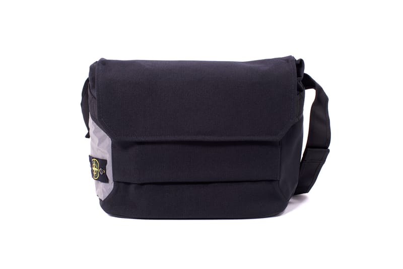 Shoulder bag stone island sale