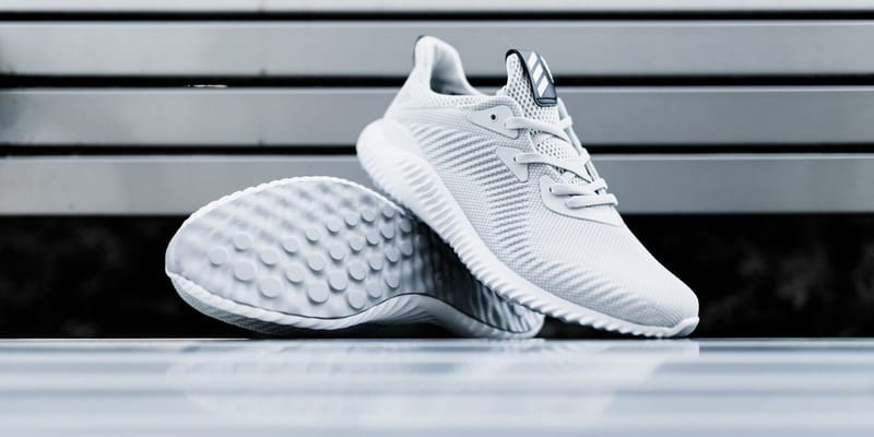 Adidas on sale alphabounce gray