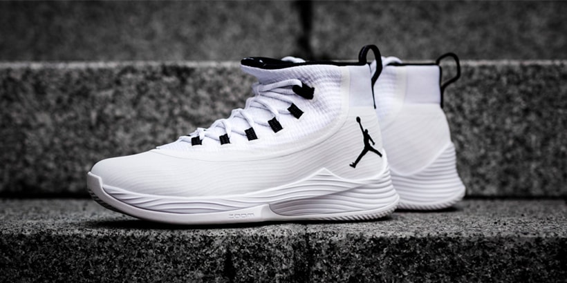 jordan ultra fly 2 black and white