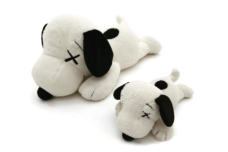 Kaws uniqlo plush deals toy