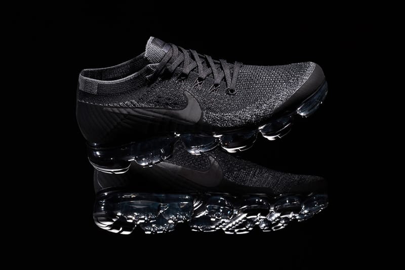 Triple black hot sale vapormax 3