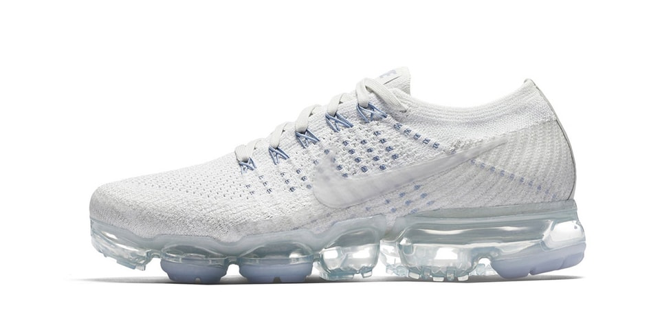 vapormax 3.0 triple white