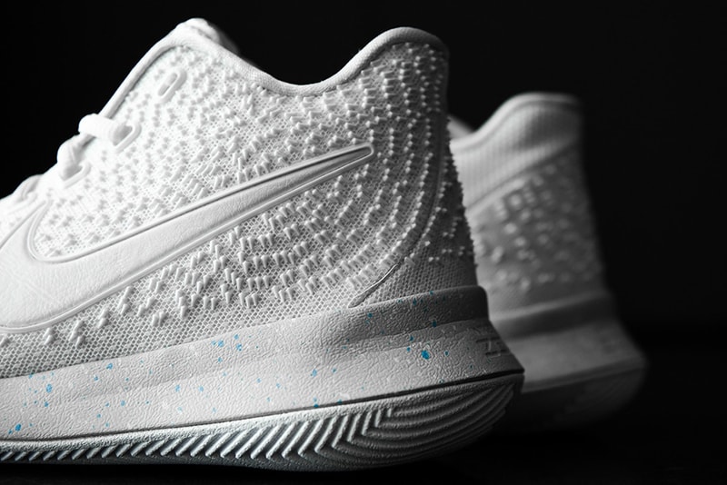 kyrie 7 light bone