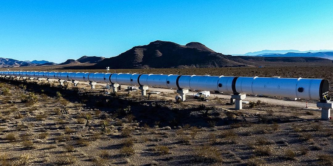 Невероятно быстрый испытательный трек Hyperloop One почти завершен