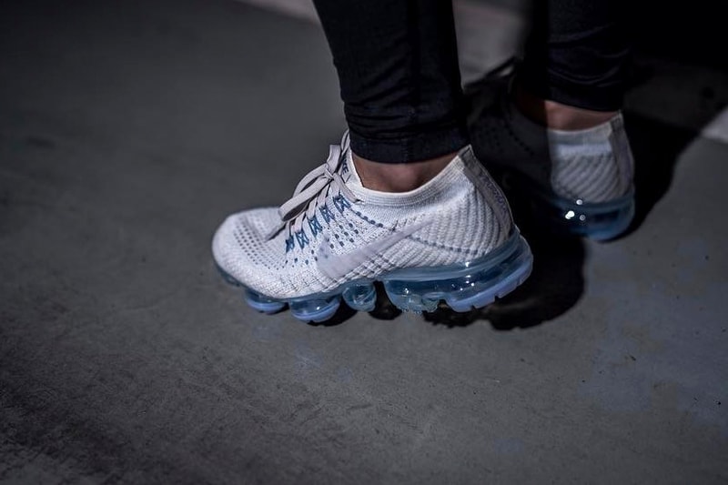 nike vapormax white blue yellow