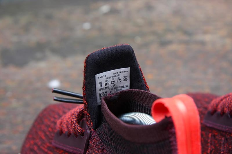 Ultra boost hot sale mid burgundy