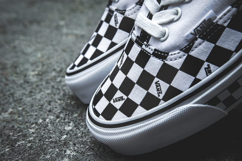 Checkerboard hotsell vans 2017