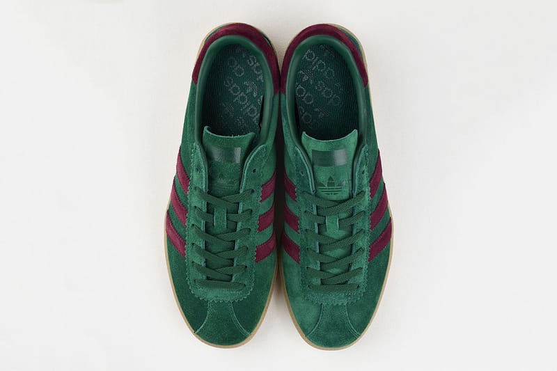 Green hot sale bermuda adidas