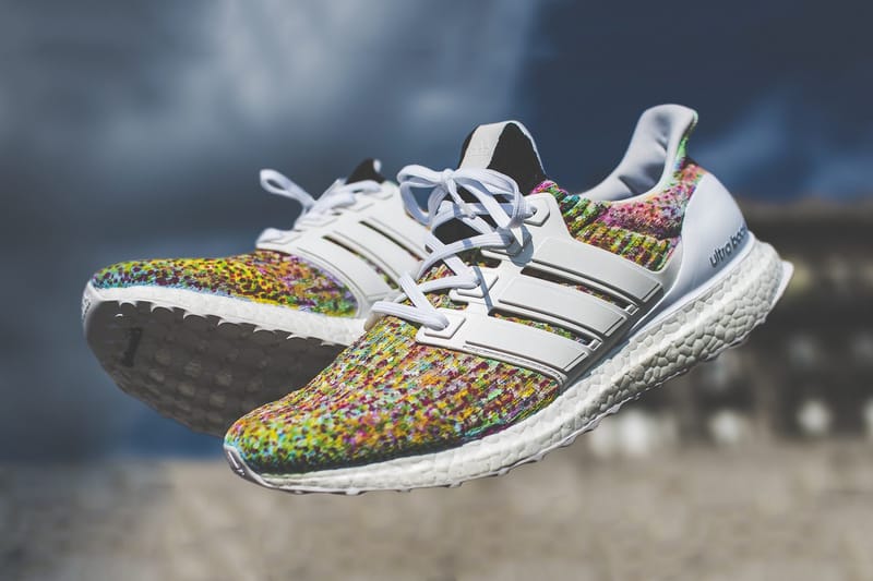 Scarpe adidas ultra boost con fiori on sale