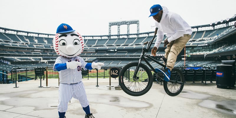 New Era Cap - #NewEraCap ambassador Nigel Sylvester at home