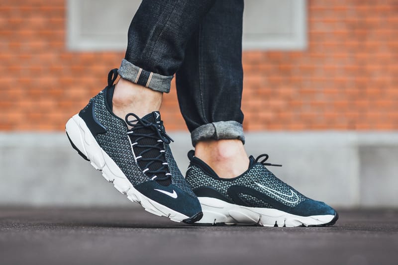 Nike air footscape blue sale