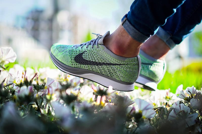 Nike flyknit sales racer green