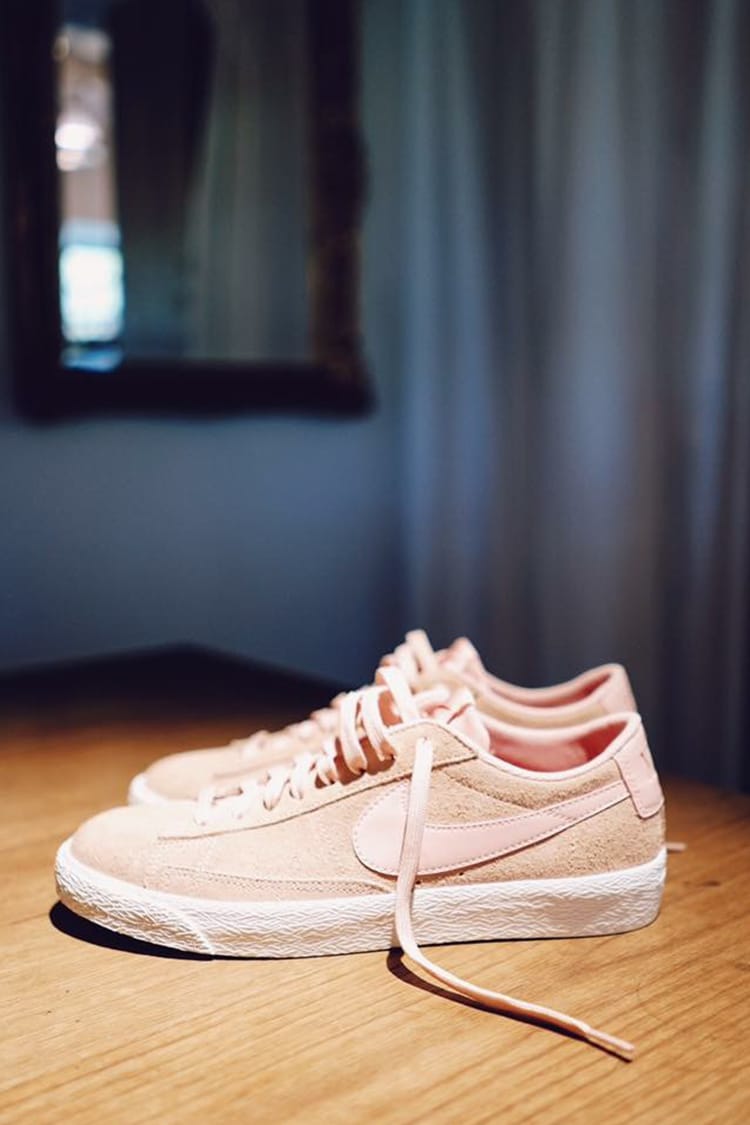 Youth Low Top popular Pink Blazers