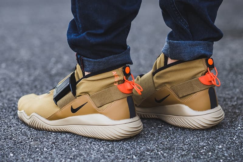 nike acg tan