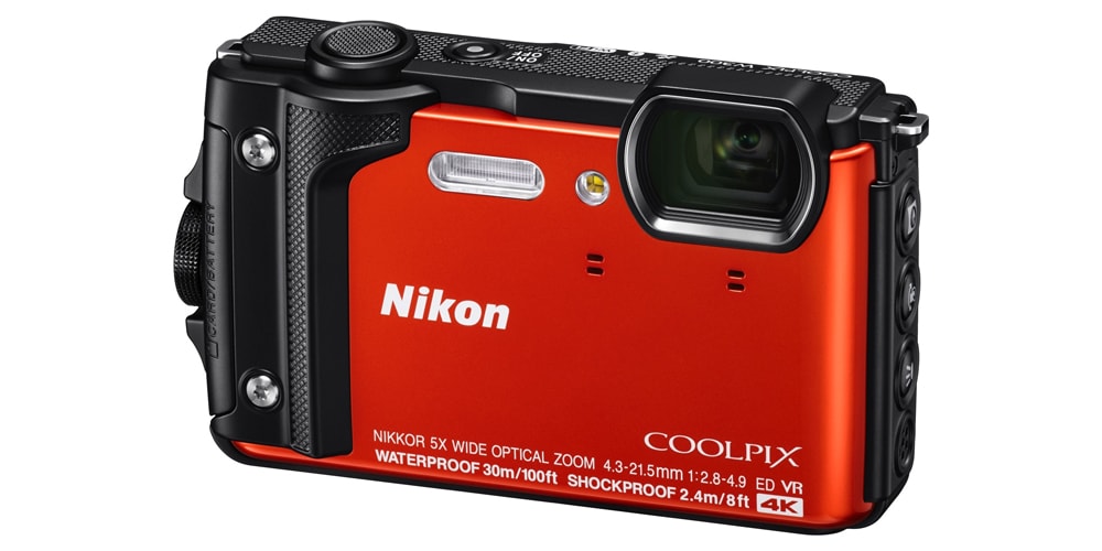Nikon представляет новую летнюю камеру COOLPIX W300