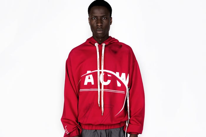 A cold clearance wall red hoodie