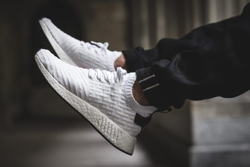 Adidas white sales nmd r2