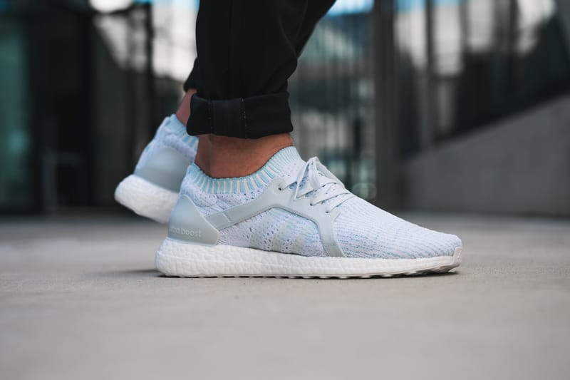 Ultra boost laceless parley hotsell on feet