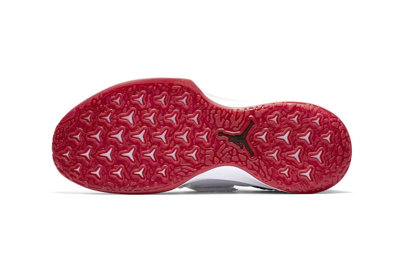 Jordan trainer 2 flyknit red top