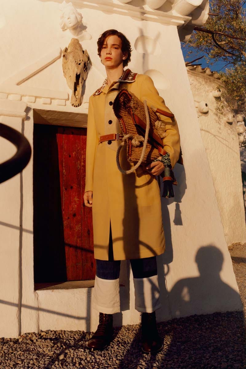 LOEWE ロエベ 2018 SS 写真集 lookbook LOEWE ロエベ 2018 SS 写真集 lookbook LOEWE ロエベ 2018 SS 写真集