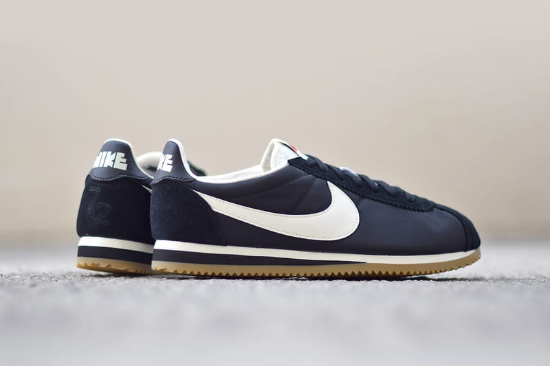 nike cortez 72 green