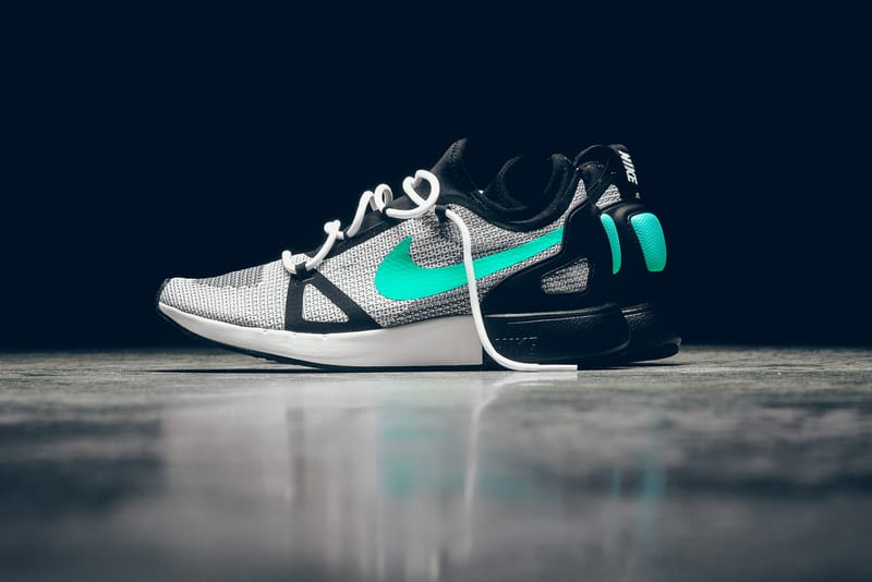 Nike duel outlet racer women's shoe