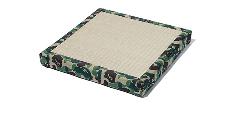 その他 BAPE JAPANESE TATAMI SITTING PAD BAPE Releases New Tatami Cushion | Hypebeast