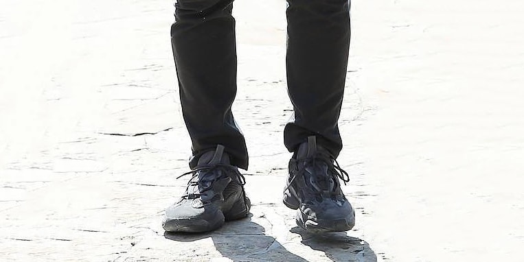 yeezy black runners