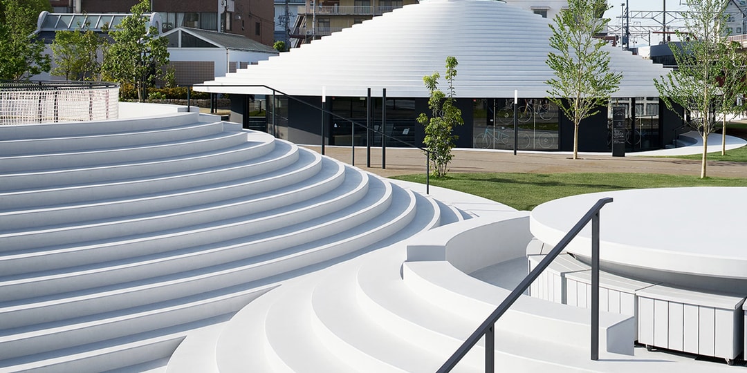 Nendo превращает площадь японского вокзала в многоцелевой центр, наполненный белыми круглыми конструкциями