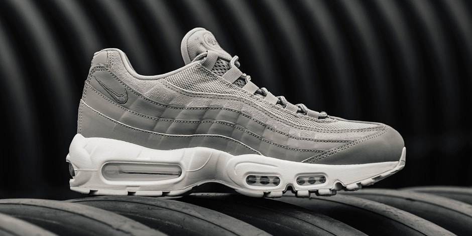 grey nike air 95