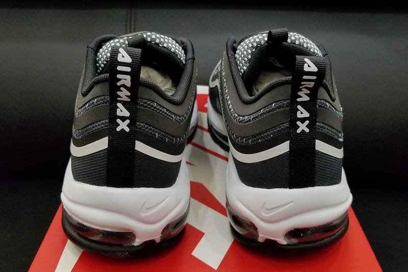 Air max 97 ultra 17 black and on sale white