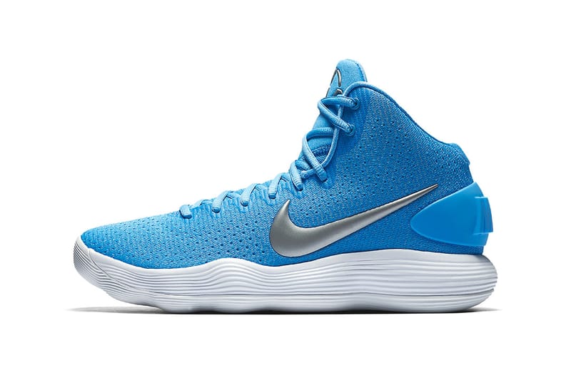 Hyperdunks blue best sale and white