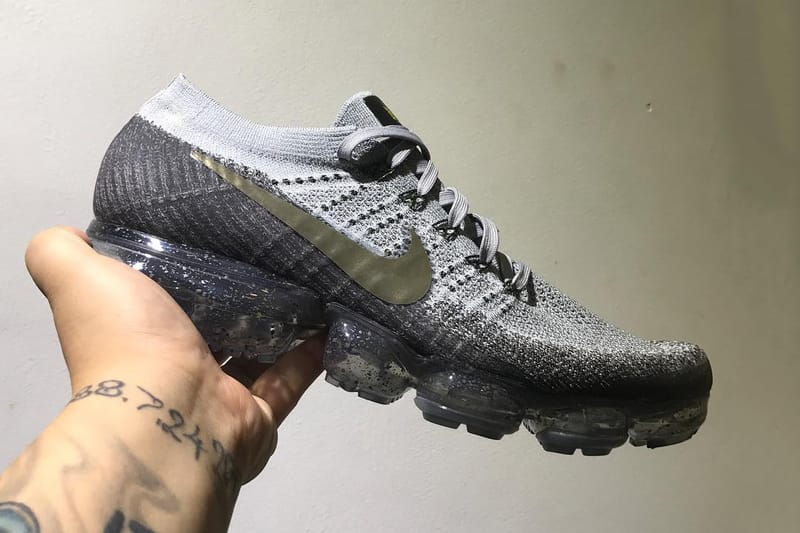 nike air vapormax rainbow sole