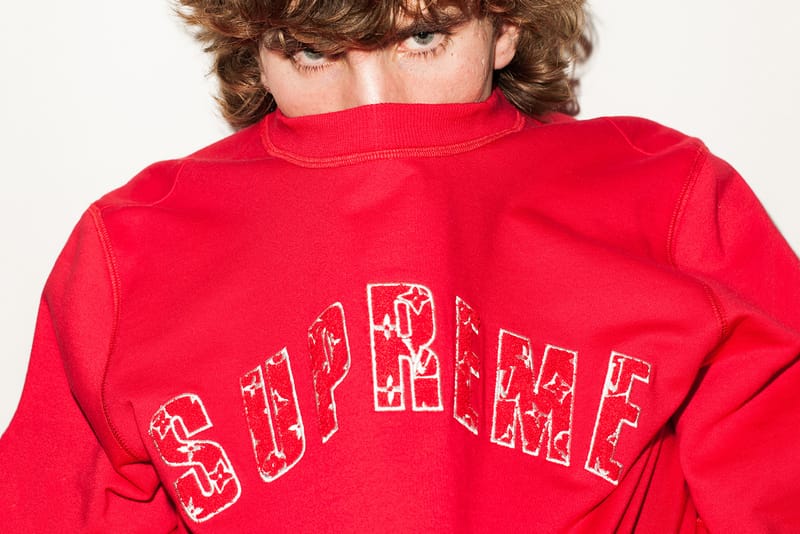 Logo supreme x online louis vuitton