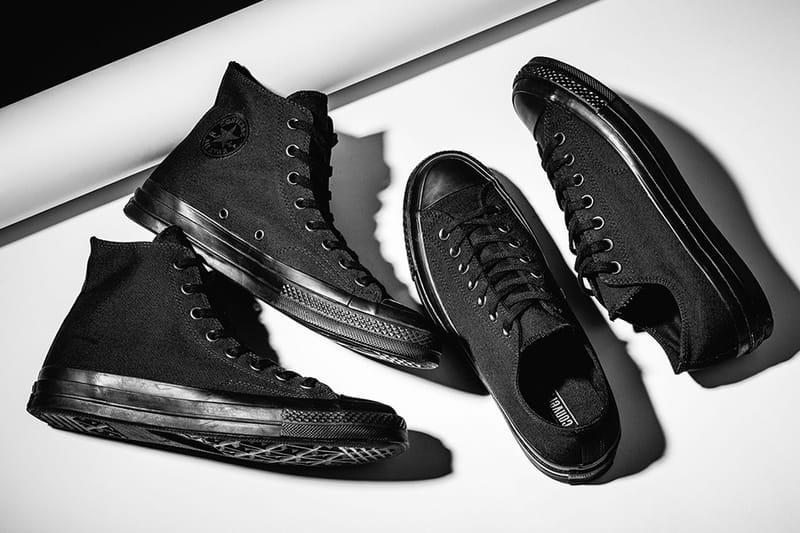 Converse chuck store taylor triple black