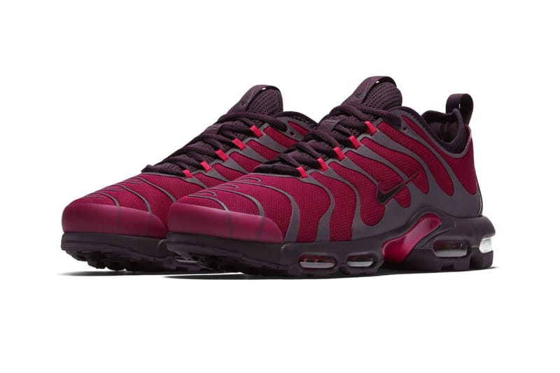 Nike air max store plus womens maroon