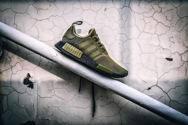 Nmd r1 primeknit black on sale olive